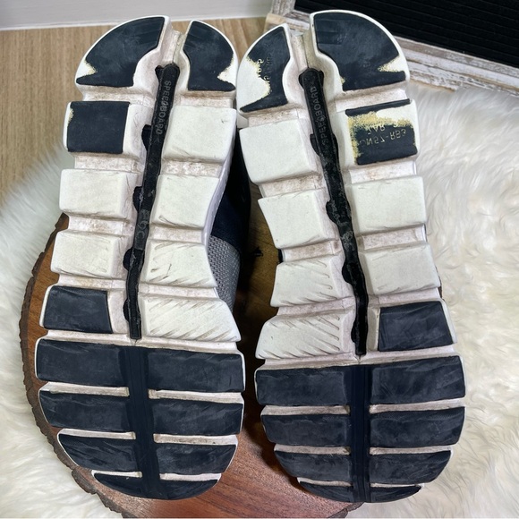 On Running - Cloud Hi Edge Sneaker Shoes M7.5 - Picture 10 of 16